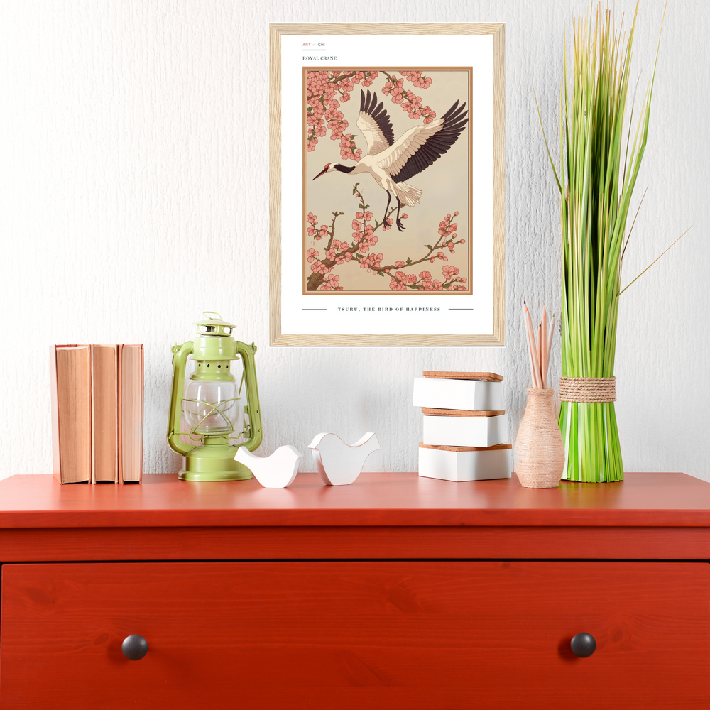 Póster decorativo de grulla japonesa Royal Crane – Tsuru, the Bird of Happiness”, lámina estilo Art Nouveau con flores de cerezo, arte japonés minimalista y simbología Feng Shui de longevidad, felicidad y armonía.