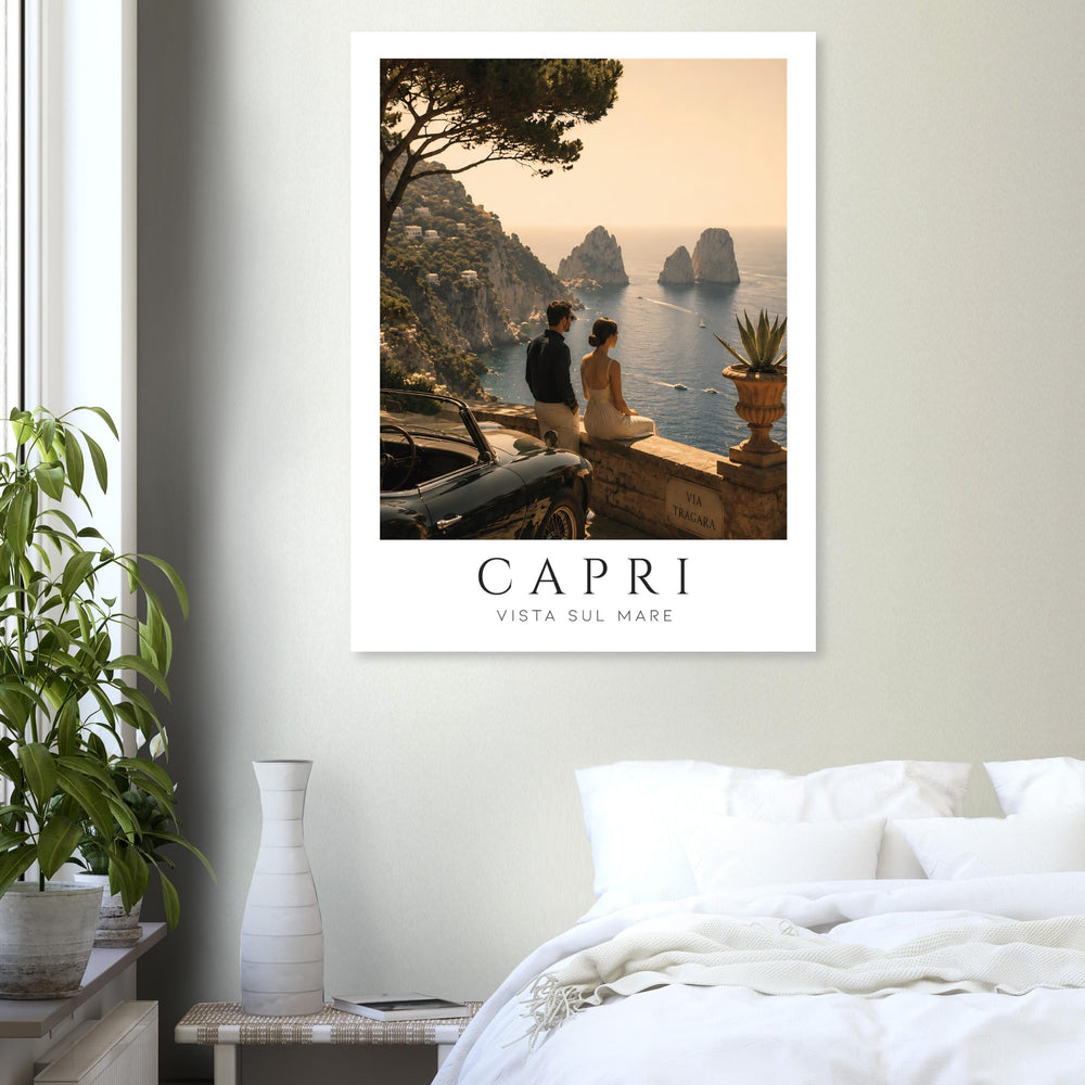 Póster vintage italiano decorando un dormitorio luminoso con estética mediterránea, tonos cálidos y ambiente sereno. Arte para dormitorios